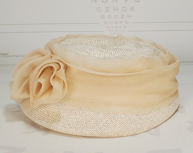 Vintage Cream Coloured Pillbox/cloche Style Hat With Ribbon Detail Etsy
