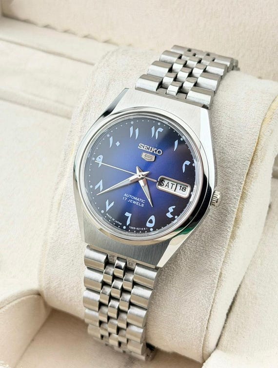 Classic Seiko 5 Arabic Men's wrist Automatic Move… - image 3