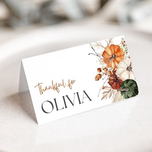 Thanksgiving Place Card TEMPLATE, Friendsgiving Table Card Printable, Fall Autumn Floral Pumpkins, Canva Template, T1