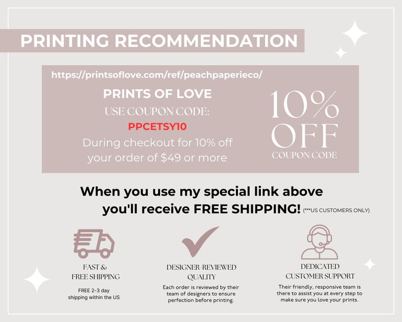 Op de afbeelding: Een promotionele afbeelding met tekst die Prints of Love aanbeveelt voor afdrukken. Het bevat een kortingscode van 10% PPCETSY10 voor bestellingen van $49 of meer. De afbeelding benadrukt ook gratis verzending en door ontwerpers beoordeelde kwaliteit.