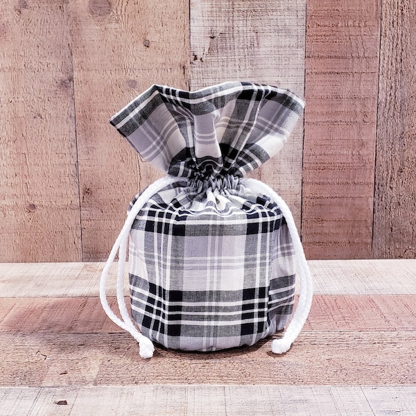 Black and White Plaid, Fabric Toilet Paper Holder, Spare Toilet Paper Holder, Bathroom Decor, Toilet Paper Cover