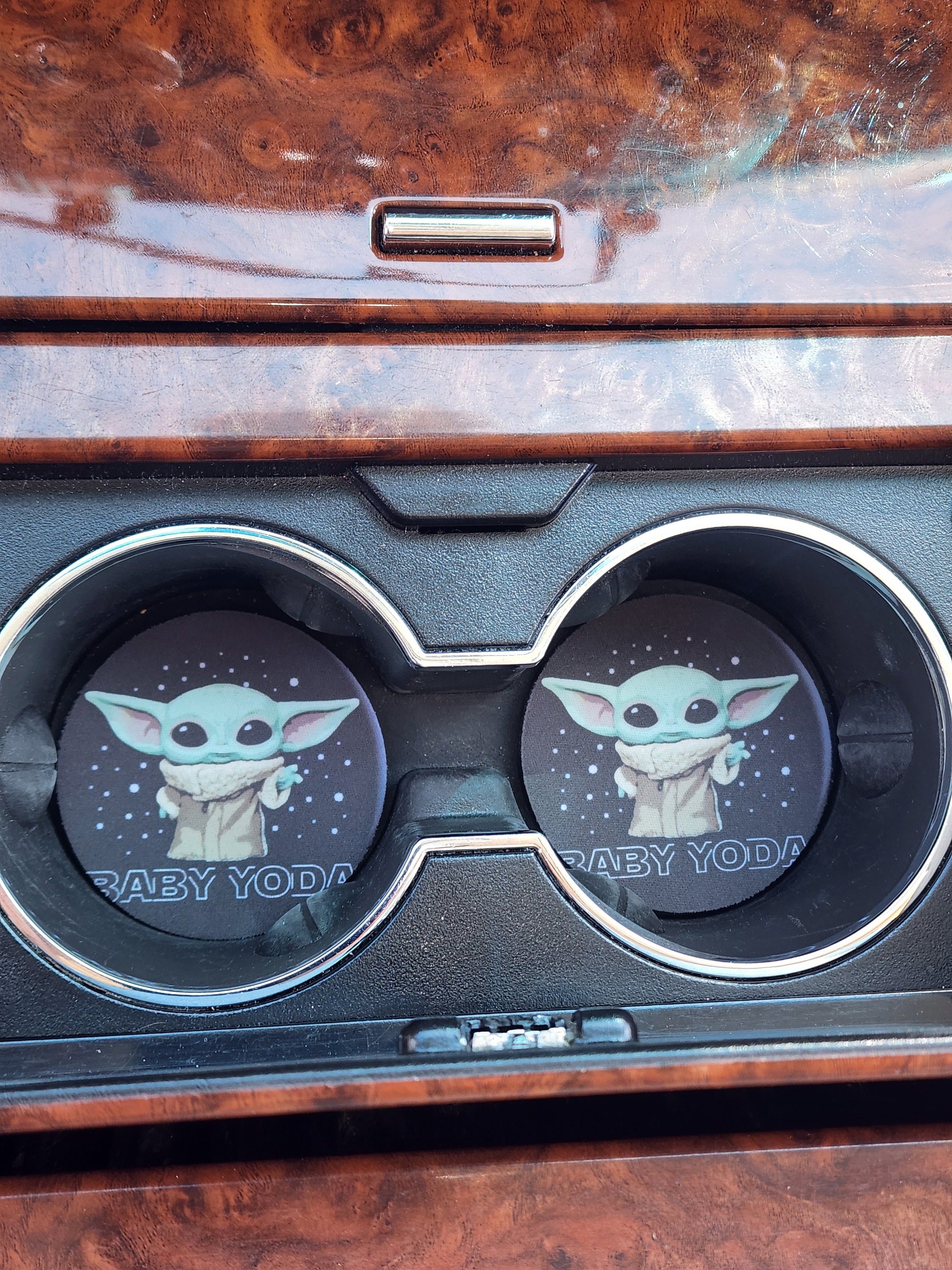 Star Wars, Yoda, Baby Yoda, Accessoires de voiture, Décor de voiture,  Sous-verres de voiture, Coaster, décor automobile, cadeau pour lui,  porte-gobelet sous-verre -  France