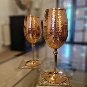 Handgemaakte puur koperen wijnglazen (set van 2), cadeau 7e huwelijksverjaardag, valentijnscadeau.