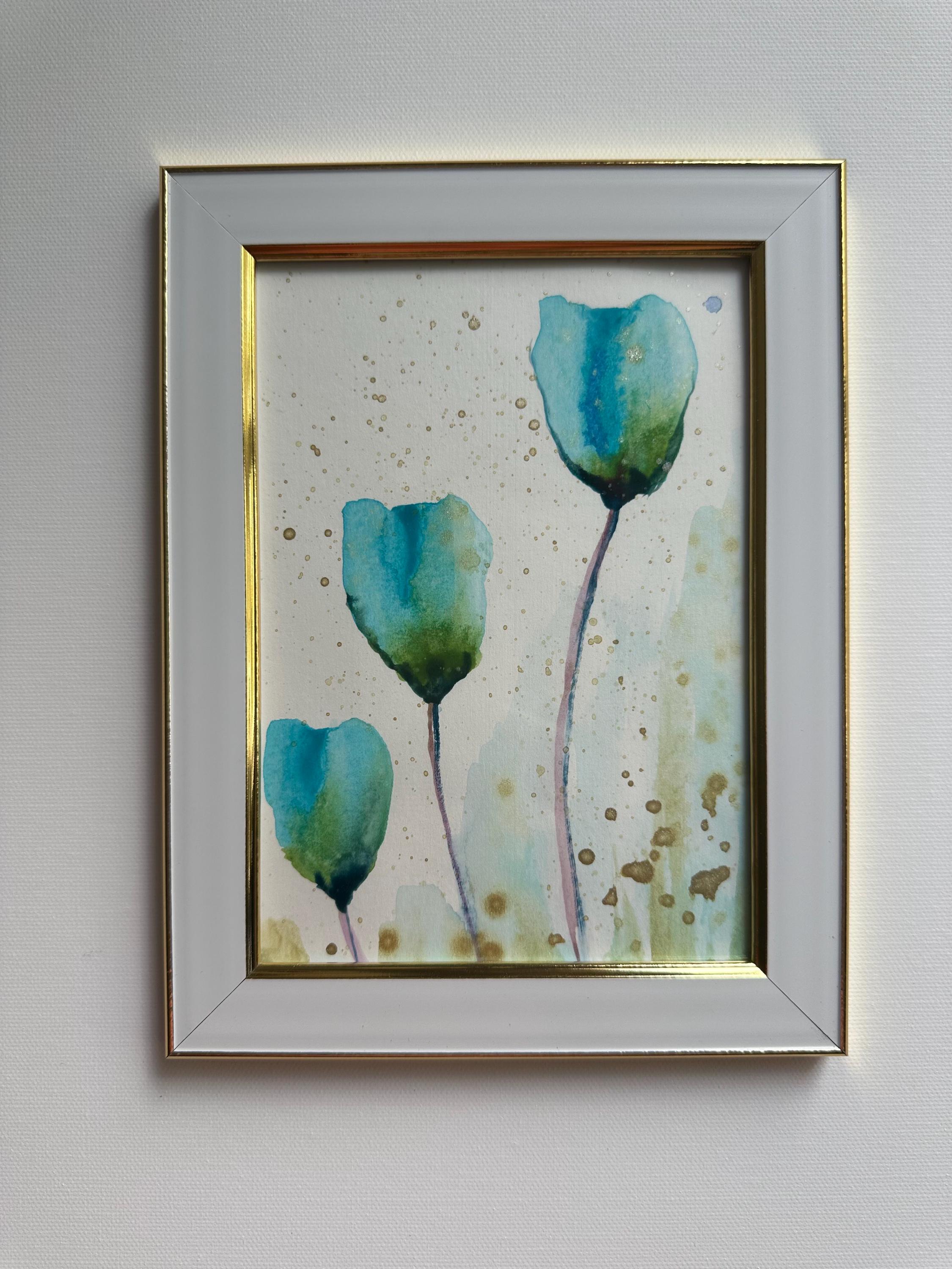 オリジナルの水彩画、花の抽象画。ホワイト/ゴールドのフレーム付き