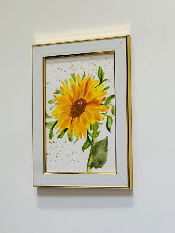 期間限定★値下げ★抽象的な花の絵画 ゴールドフレーム　水彩画 オリジナルの水彩画、花の抽象画。ホワイト/ゴールドのフレーム付き