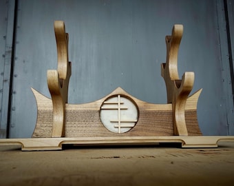 Suporte para Katana em Nogueira Feito à Mão: Suporte para Espada de 3 Camadas