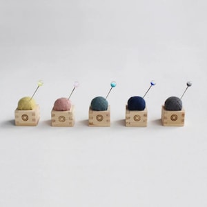 Cohana Mame Masu Pincushion - Handcrafted Japanese Hinoki Wood Sewing Accessory with Glass Head Pins