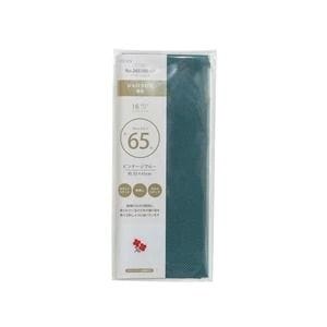 Op de afbeelding: Een verpakking met een gevouwen, teal-kleurige textiel. De verpakking heeft Japanse tekst en een cirkelvormige afbeelding met het nummer 65. De verpakking bevat ook een kleine bloemenillustratie.