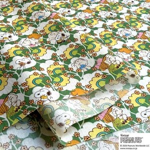 Liberty Japan x Peanuts Snoopy, Edizione Limitata, Tana Lawn, Friendship Blooms, Verde e giallo immagine 2