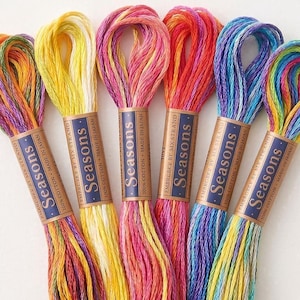 Linha de bordar Cosmo Seasons 9000 em algodão, cores mescladas (tamanho 25)