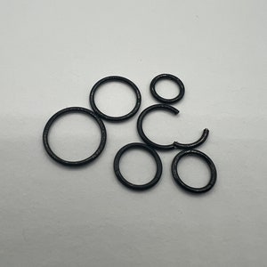 14G 16G 18G 20G Black Clicker Hoop Earring Septum Ring Nose Cartilage Helix Daith Piercing Seamless Hinged Segment 316L Surgical Steel