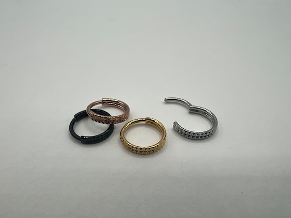 316L Surgical Steel Dainty Heart Textured Design Hinged Clicker Hoop 316L Surgical Steel Dainty Heart Textured Design Hinged Clicker Hoop