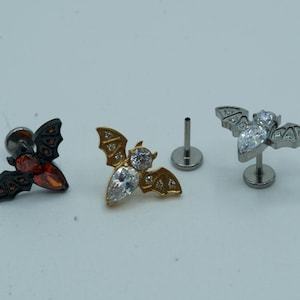 CZ Bat Push In Flat Back Labret Stud Earring Implant Grade Titanium Threadless Push In CZ Top 16G 18G 20G 5mm 6mm 7mm 8mm 9mm 10mm