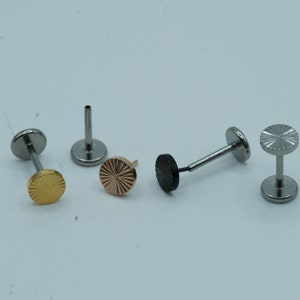 Diamond Cut Round Top Push In Flat Back Labret Stud Earring Implant Grade Titanium Threadless 16G 18G 20G 5mm 6mm 7mm 8mm 9mm 10mm