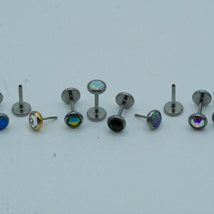 Flat Bezel Diamond Push In Flat Back Labret Stud Earring Implant Grade Titanium Threadless Push In Top 16G 18G 20G 5mm 6mm 7mm 8mm 9mm 10mm