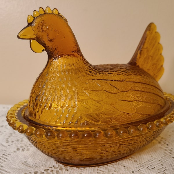 Vintage Indiana Glass Amber/Yellow Hen on Nest Covered Chicken Candy Dish or trinket dish