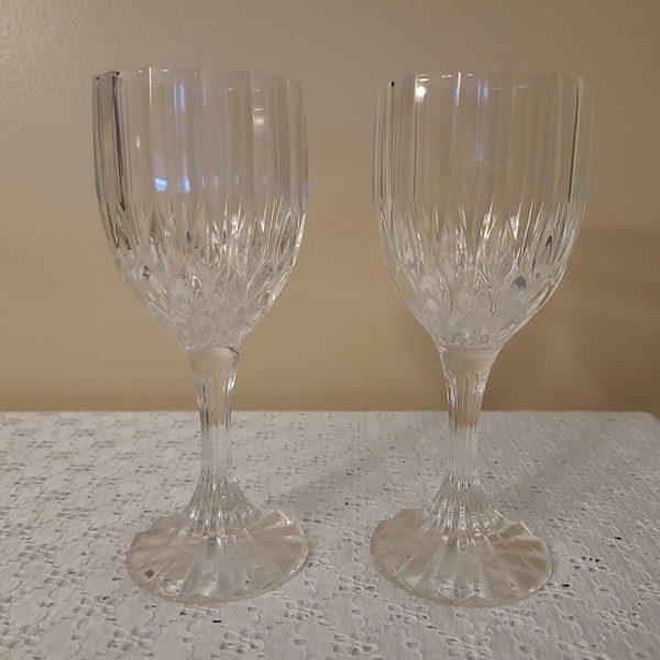 CRISTAL D'ARQUES DURAND Crystal Bretagne 6 1/2" Wine Glasses