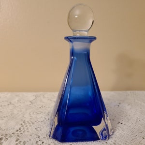 Hand blown Cobalt Blue Pyramid Perfume bottle, Soffiato A Bocca Made in Italy