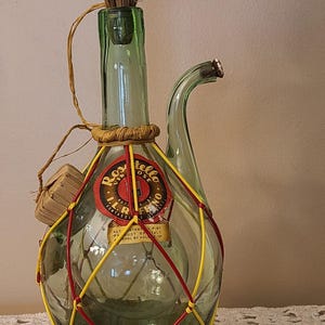 Vtg Green Glass Wine Decanter Jug Straw Stopper Hand Blown Italy