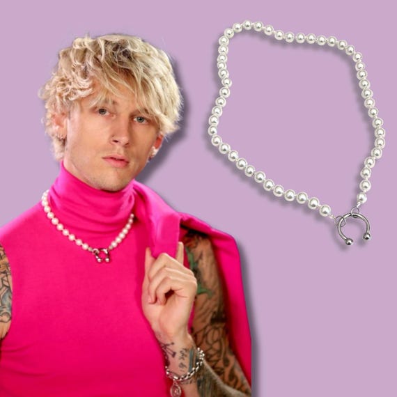 Machine Gun Kelly Inspired Handmade Horseshoe Clasp Pearl Necklace