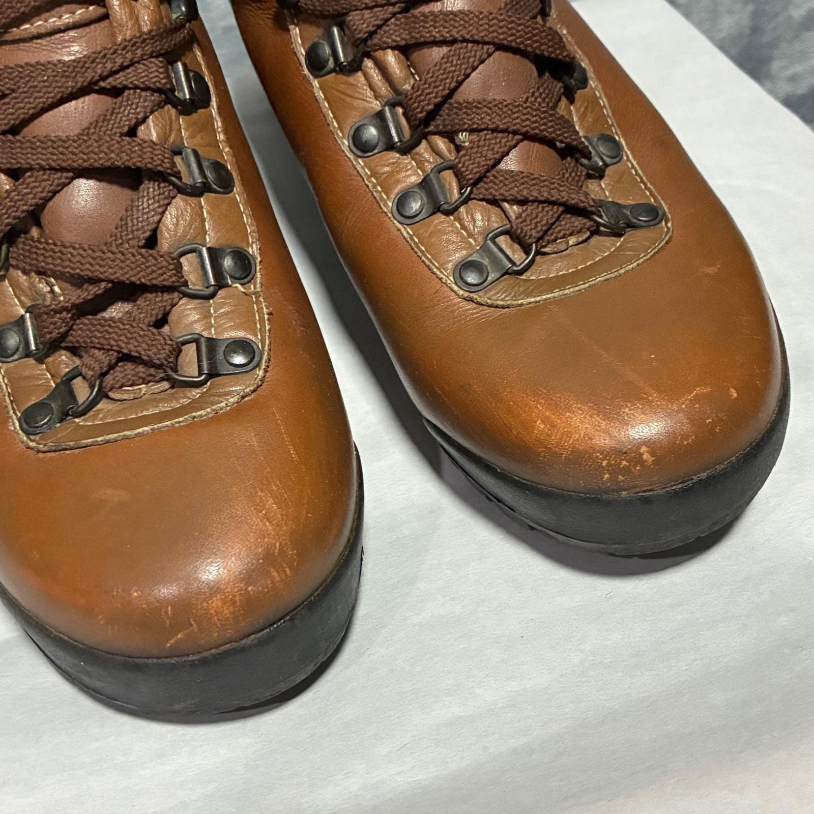 Bottes vintage de randonnée tout cuir fait main Grande Course - Chaussures
