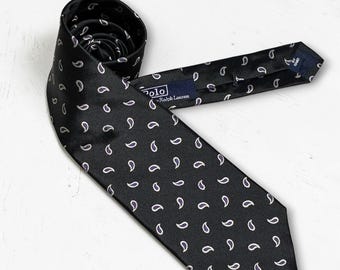Corbata de seda vintage Polo Ralph Lauren con estampado micro paisley, fabricada en EE. UU., color negro, para hombre.