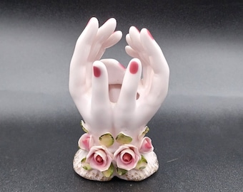 Lefton, Pink Porcelain Cupped Hands Bud Vase