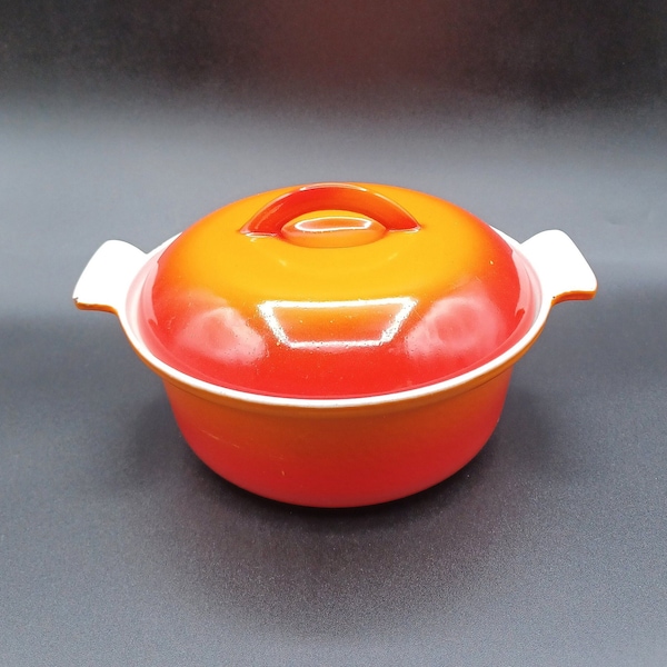 Cocotte en fonte émaillée orange FE Belgium avec couvercle