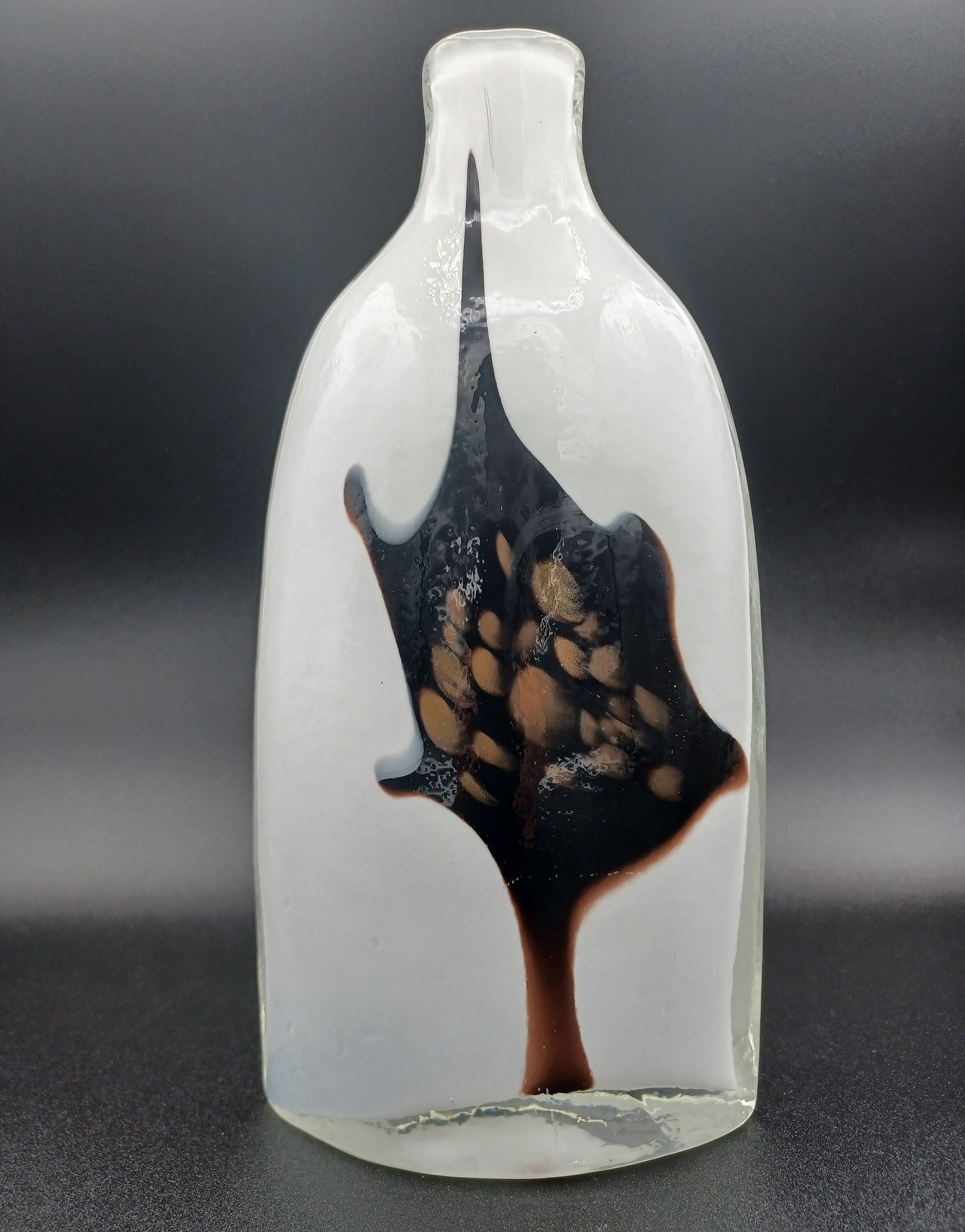 手吹き硝子花器（花瓶） 手吹きガラス製アート花瓶 - Etsy 日本
