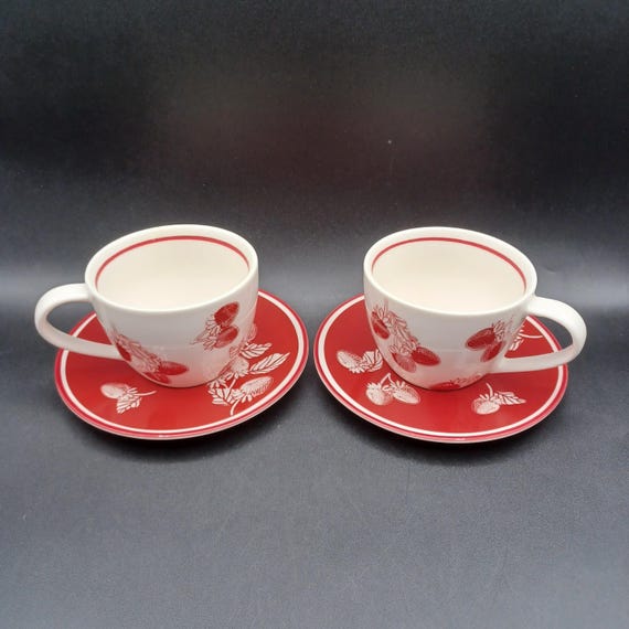 Starbucks 2007 Collectible Strawberry Coffee/Tea Mug with Saucer, Set/2