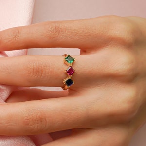 Dainty Square Birthstone Jewelry, Mother Christmas Gift, Valentines Day Ring For Her, Meaningful Anniversary Present, Family Birthstone Ring
