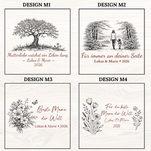 May include: Four square designs with black and white illustrations and text. Design M1 features a tree with the text "Mutterliebe w&auml;chst ein Leben lang." Design M2 shows a mother and child with the text "F&uuml;r immer an deiner Seite." Design M3 has flowers and the text "Beste Mama der Welt." Design M4 has flowers and the text "F&uuml;r die beste Mama der Welt."