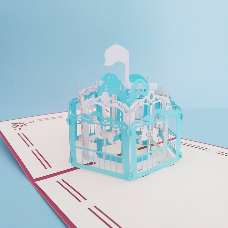 Carte Pop-up 3D Kirigami Manuelle 'Manège' (Merry-go-round) - Fait Main - Pour Tous Les Occasions