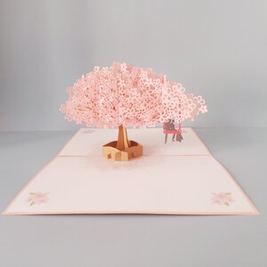 Dondolandosi sotto un albero di ciliegio in fiore, biglietto d'amore pop-up 3D, biglietto d'auguri 3D, biglietto pop-out, lavoretti di carta, forniture di carta, forniture per feste