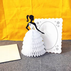 Princesse noire, Carte de style nid d'abeille 3D, Carte de voeux 3D, Carte-cadeau, Créations en papier, Fournitures en papier et Articles de fête