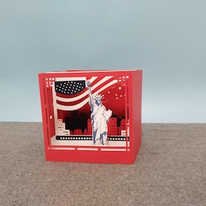New York, boîte en couches sculptée en 3D, Carte pop-up 3D, Carte de voeux 3D, Créations en papier, Fournitures en papier, Statue de la liberté, États-Unis, Amérique