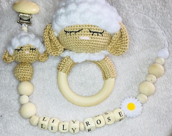 Personalized crocheted sheep baby gift set – rattle ring with engraved name + pacifier clip, handmade cotton baby gift