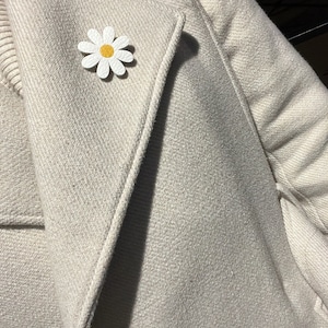 Broche Marguerite Fleur colorée image 8