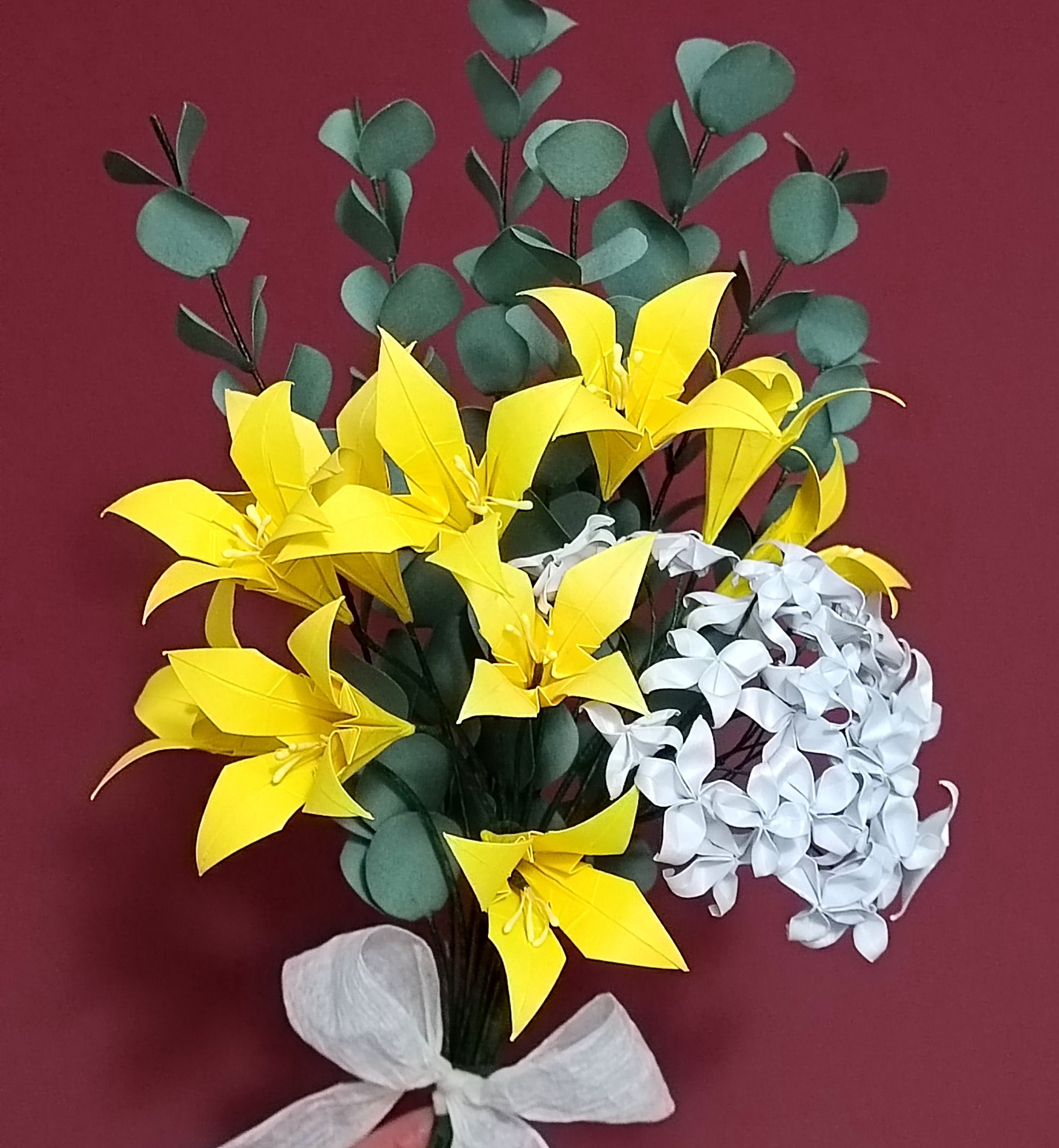 Bouquet of Yellow Paper Roses, Origami Flowers, Paper First Anniversary  Gift for Her, Eco Friendly Mother's Day Present 