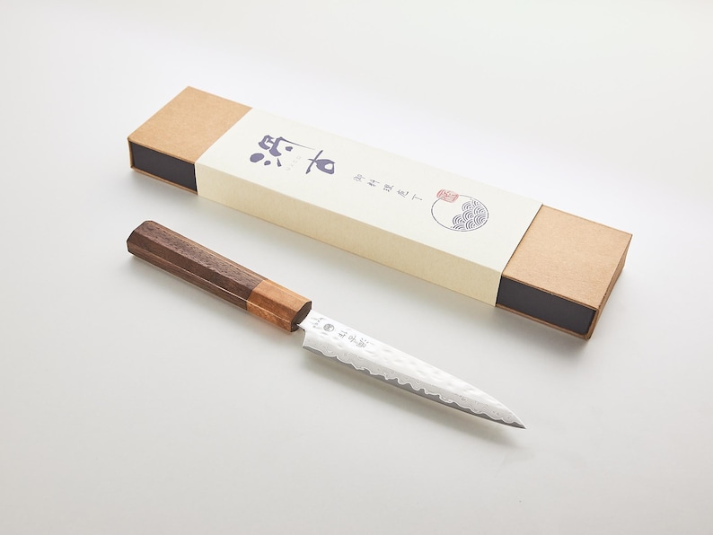 Hammered Damascus Japanese Style 13.5cm / 5.3 inch PETTY / UTILITY KNIFE - Extra sharp & light || Classic Edition