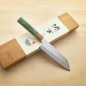 Damascus 6.3" BUNKA Chef Knife Gift Set with Sharpening Kit image 3