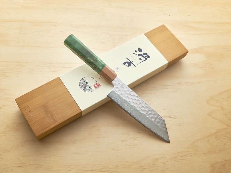 Damascus 6.3" BUNKA Chef Knife Gift Set with Sharpening Kit image 3