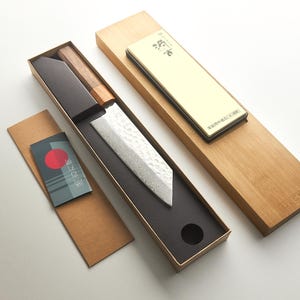 Damascus 6.3" BUNKA Chef Knife Gift Set with Sharpening Kit image 6