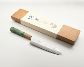 Coffret cadeau de couteaux de chef SANTOKU de style japonais damas martelé 17 cm avec pierre à aiguiser