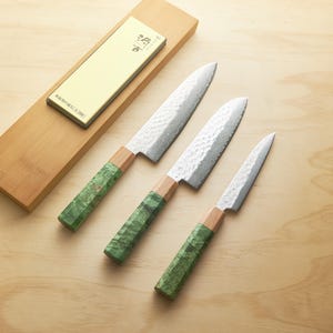 Damascus Japanese Style Chef Knife Bundle 20cm Gyuto, 17cm Santoku, 13.5cm Petty + Sharpening Kit