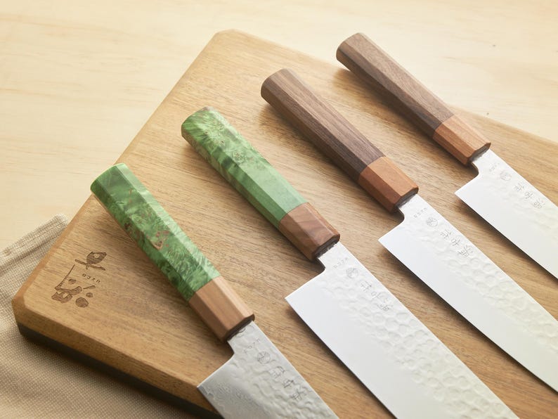 Damascus 6.3" BUNKA Chef Knife Gift Set with Sharpening Kit image 4