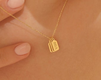 14k Massivgold Personalisierte Bar Tag Halskette • Vertikale Balken Initialen Jubiläumsgeschenk für Frau • Minimalistischer gravierter Name / Datum Tag Anhänger