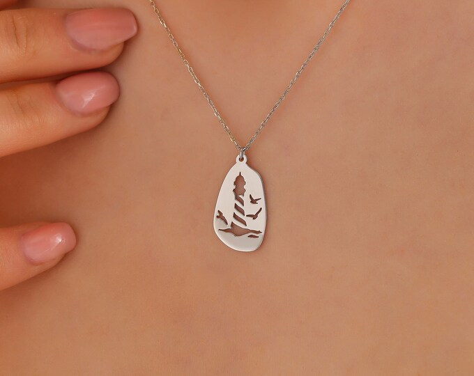 SP Lighthouse Necklace 18