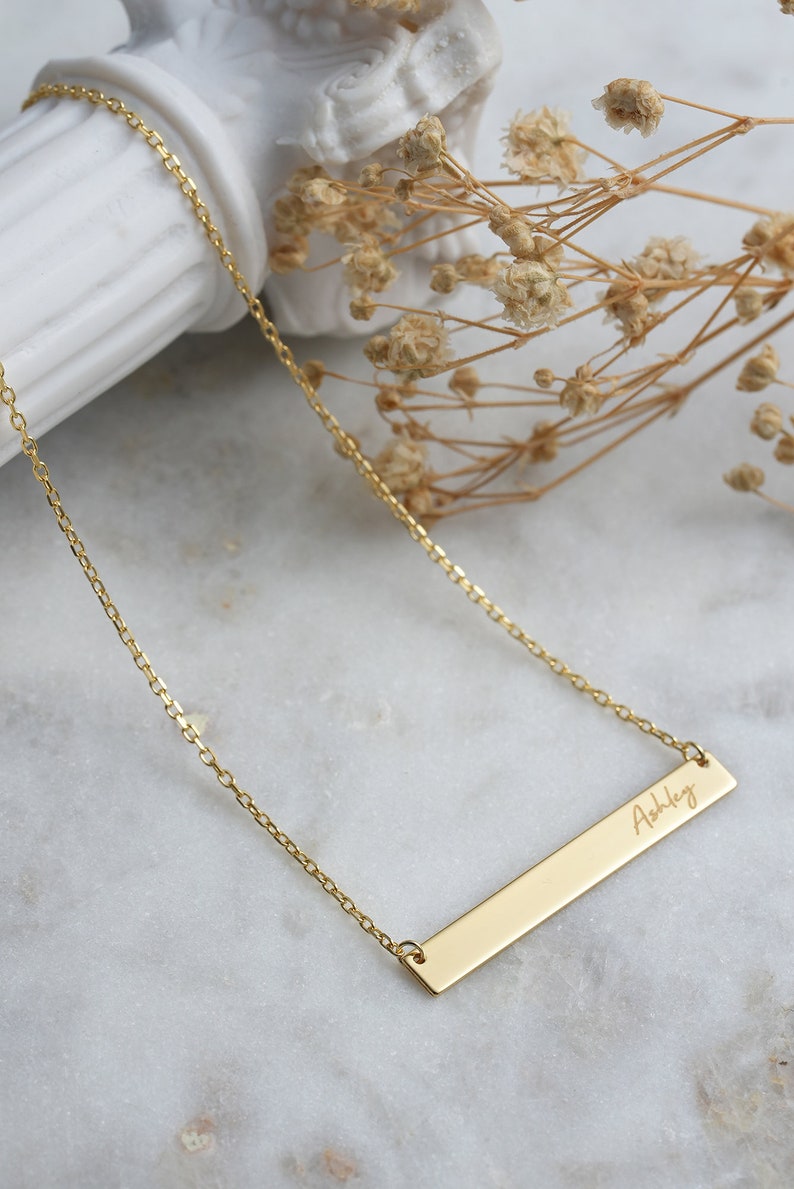 Collana con nome a barra minimalista personalizzata in oro massiccio 14k Collana con nome con scrittura a mano Regalo per lei Regalo di compleanno Regalo di Natale immagine 3