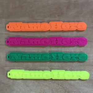 Llavero personalizado 3D con nombre para niños, 15 cm de largo, ideal como recuerdo de fiesta, regalo para él o ella.
